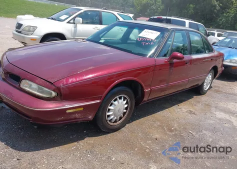 1998 Oldsmobile Eighty-Eight Ls z USA, uszkodzony, nr VIN 1G3HN52K7W4845557